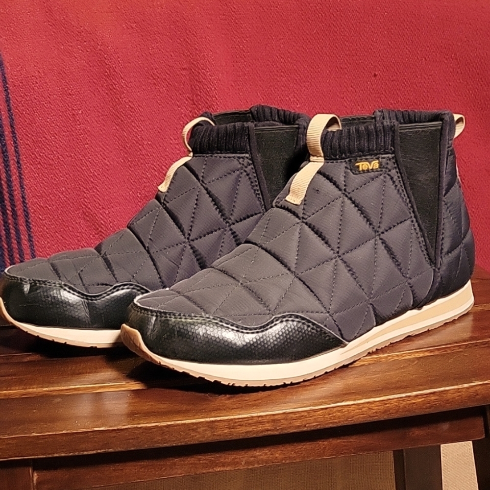Teva Ember Black Slippers Booties